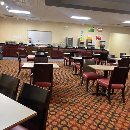 Wilkes-Barre Inn & Suites Bagian luar foto